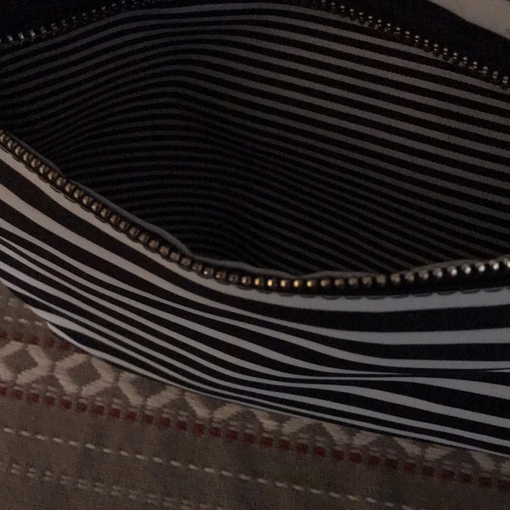 Back pack - Picture 2 of 5